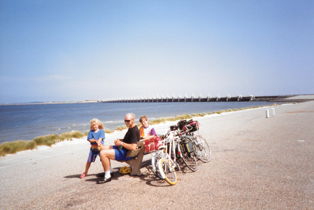 Holland-19 Beach family bikes